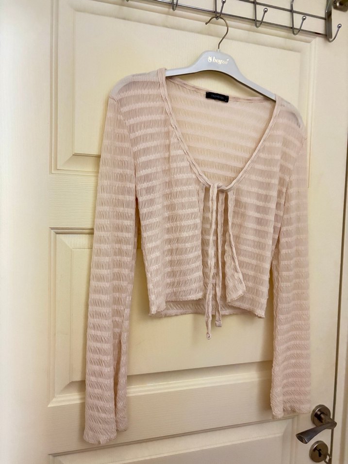 V Yaka Esnek Örme Bluz - Görsel 4