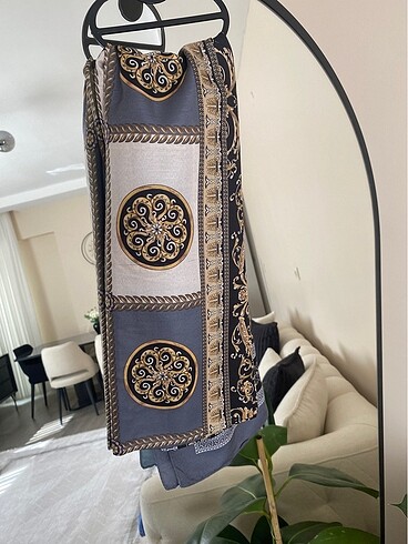  E.L.F Retro desen şal