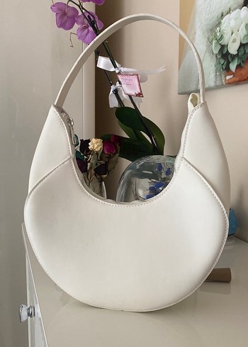 Beyaz Minimalist Deri Kadın Çanta