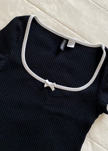 H&M Kısa Kollu Siyah Triko Kadın Bluz - Görsel 2