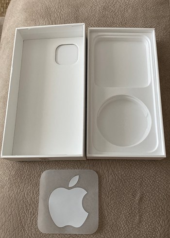 iPhone 13 kutusu - Görsel 6