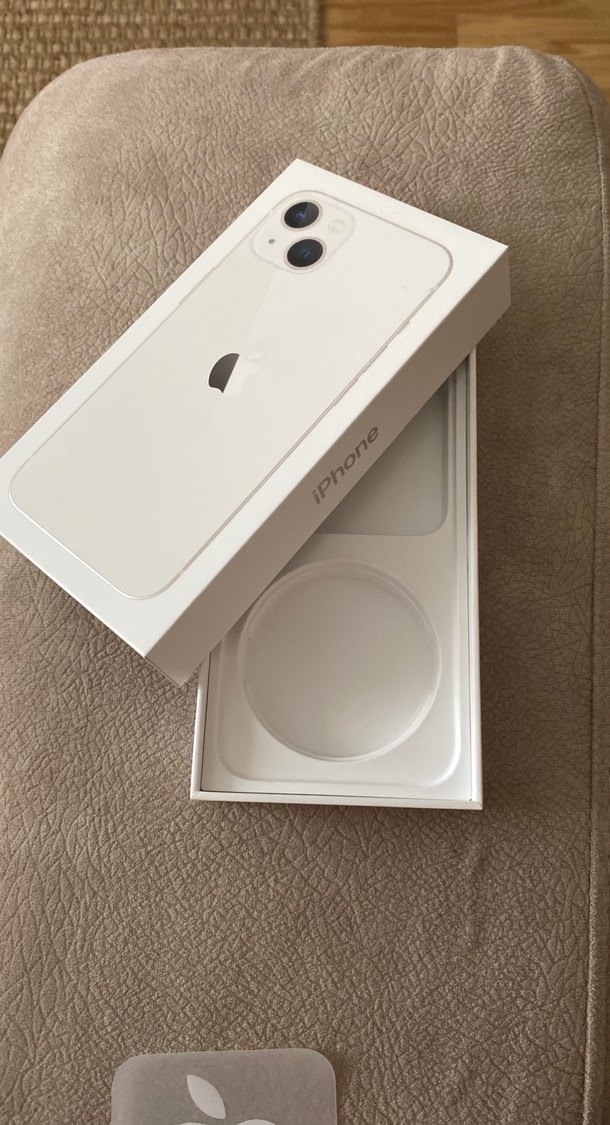 iPhone 13 kutusu - Görsel 4