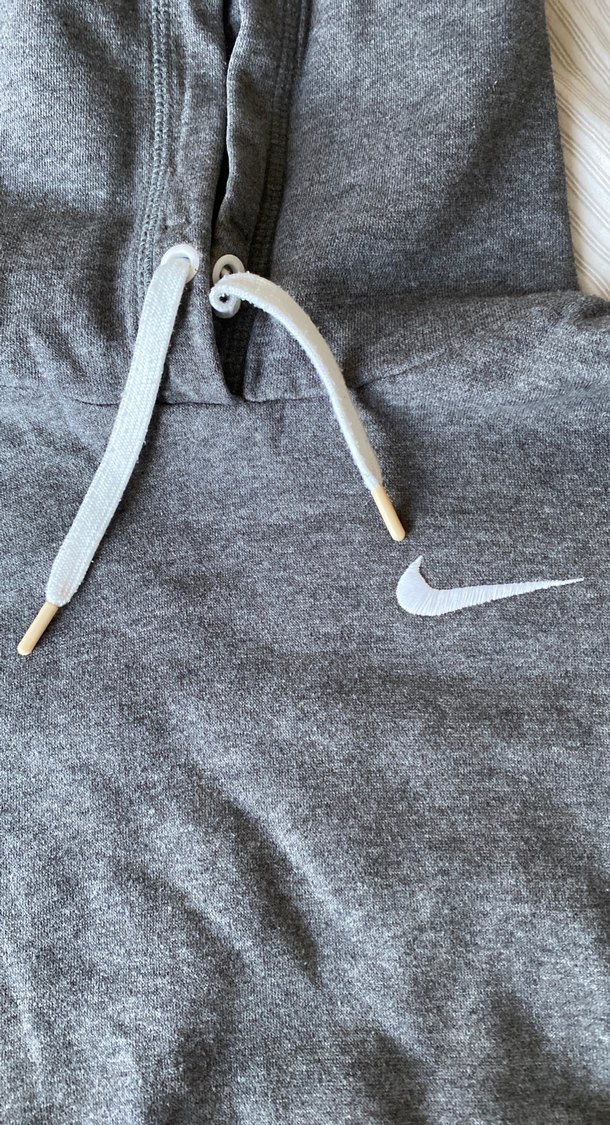 Gri Nike Kapüşonlu Sweatshirt - Görsel 2