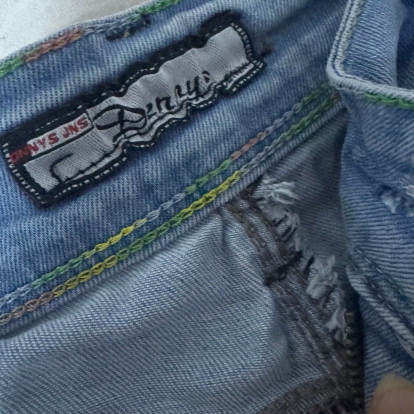 Nakışlı Mavi Mini Denim Şort - Görsel 2