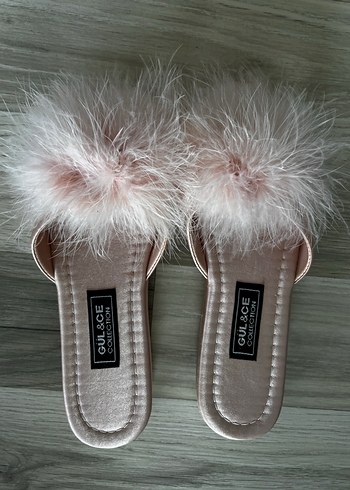 Pembe Tüylü Kadın Terlik - Görsel 3