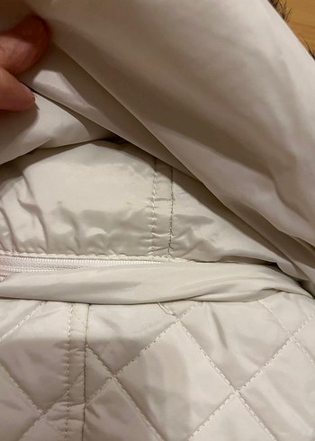 Kürk Detaylı Beyaz Kısa Kadın Mont - Görsel 6