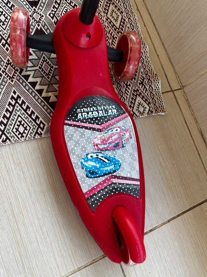 Kırmızı Çocuk Scooterı - Görsel 2