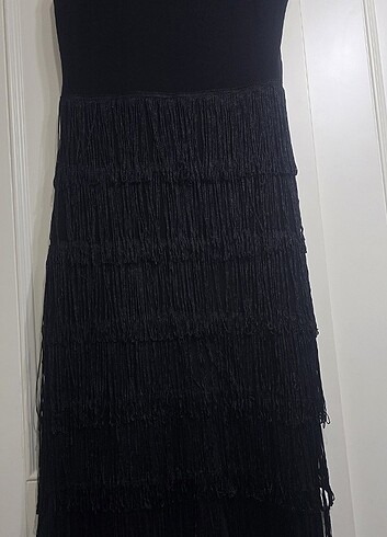 Siyah püskülli elbise - Görsel 5