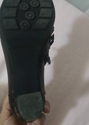 Püsküllü Siyah Topuklu Kadın Bot - Görsel 7