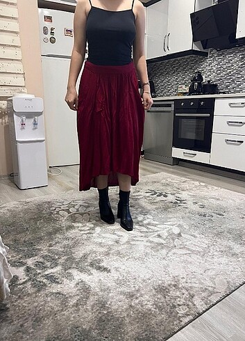 Kırmızı bohem tarz etek
