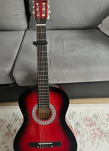 Simge klasik gitar