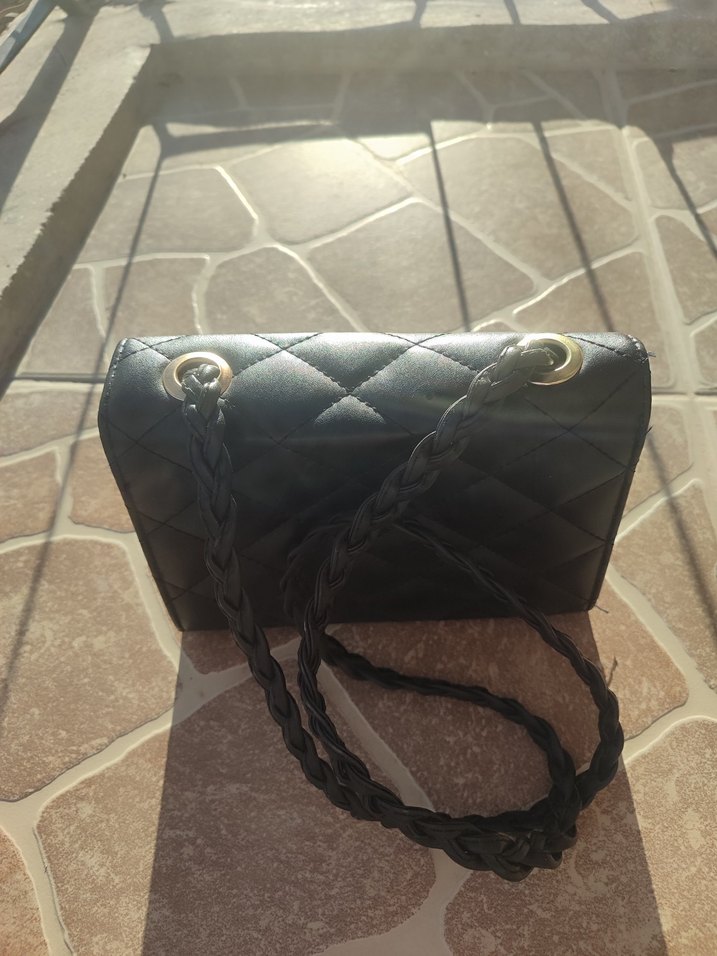 Klasik Siyah Deri Kadın El Çantası - Görsel 2