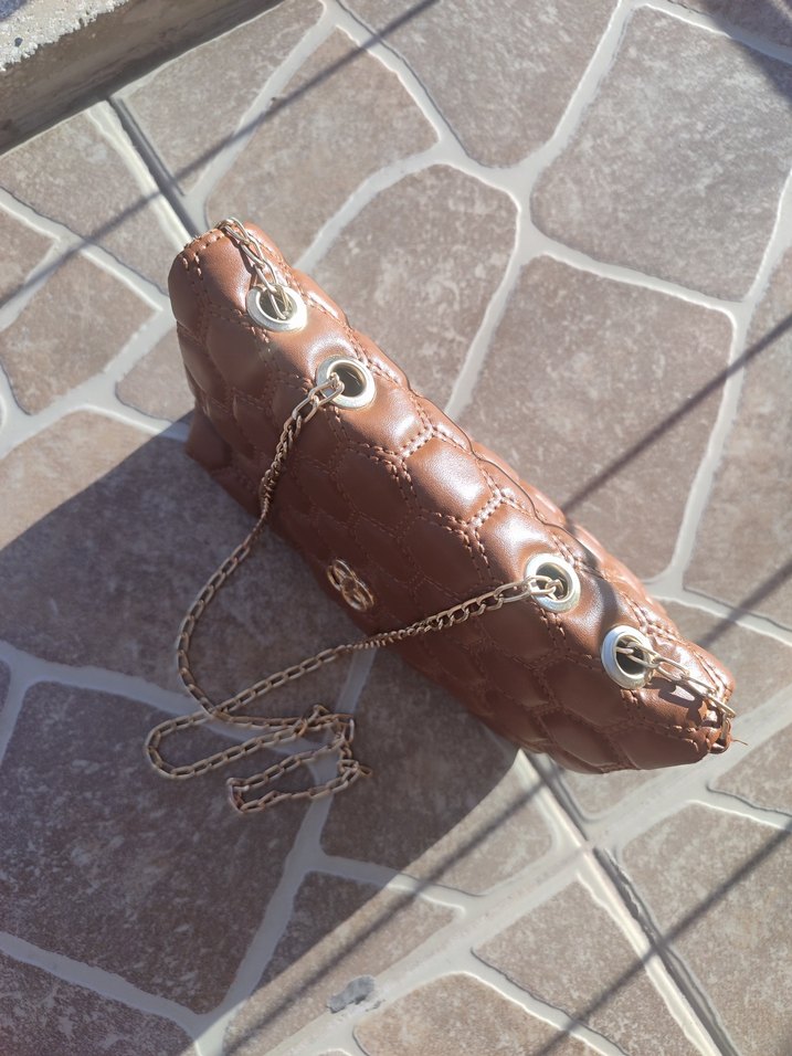 Zincir Detaylı Kahverengi Deri Kadın Çanta - Görsel 3