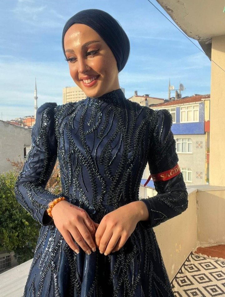 Lacivert Etnik Desenli Uzun Tesettür Abiye Elbise - Görsel 2