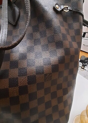 LOUİS VUITTON DERİ KOL ÇANTASI  - Görsel 9