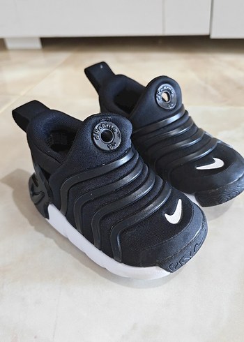 Nike Siyah Bebek İlk Adım Ayakkabısı