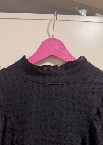 Uzun Kollu Siyah Fırfırlı Bluz - Görsel 7