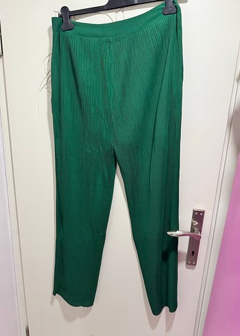 Yeşil Pileli Kadın Pantolon - Görsel 5