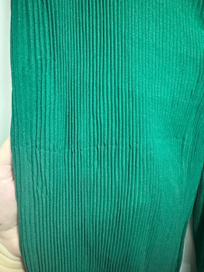 Yeşil Pileli Kadın Pantolon - Görsel 2