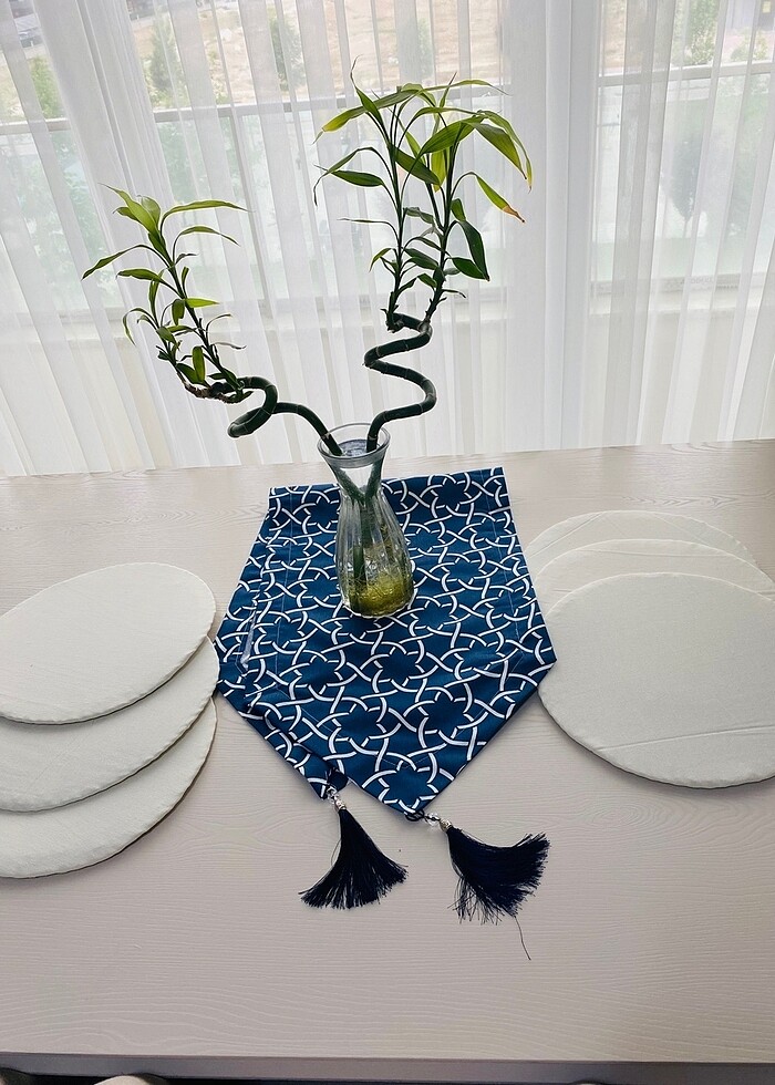 Desenli püsküllü runner ve 6?lı beyaz supla - Görsel 3