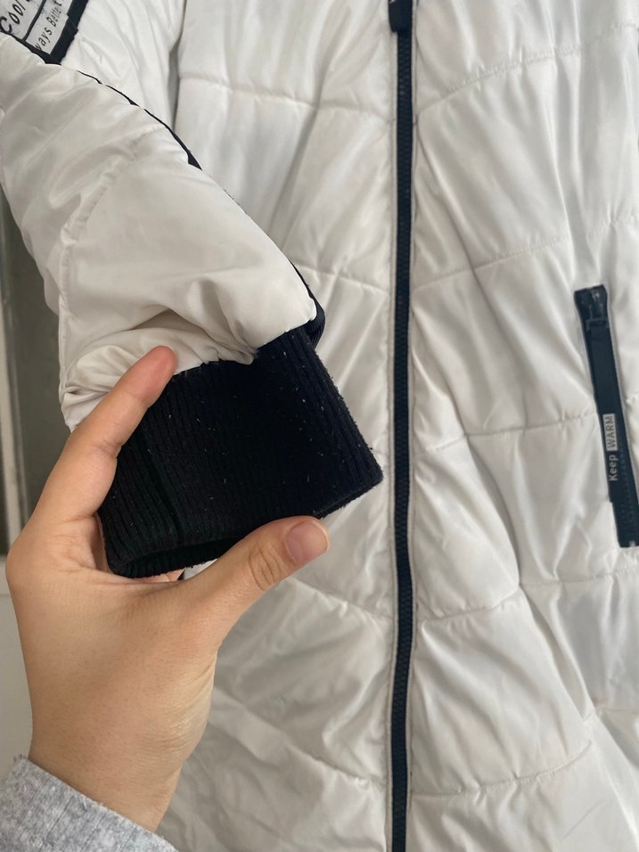 Beyaz Fermuarlı Uzun Kadın Kışlık Mont - Görsel 3