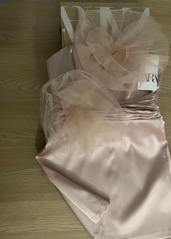 Orjinal Zara etiketli Pudra Pembe Straplez Mini Elbise - Görsel 4