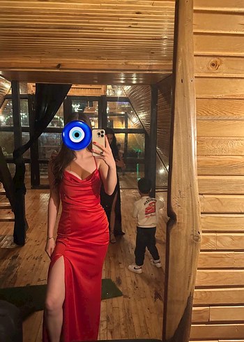 Zara Kirimizi Saten Maxi Elbise