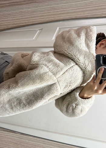 Bershka Bej Peluş Kapüşonlu Ceket