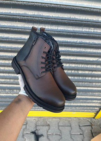 Kahverengi Erkek Bot - Görsel 2