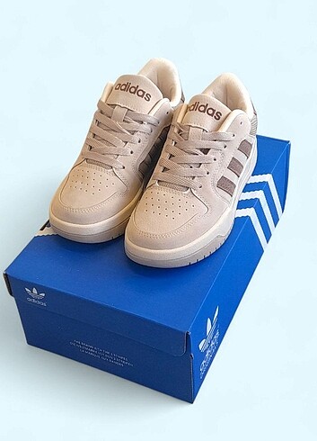 38 Beden Adidas Bej Spor Ayakkabı