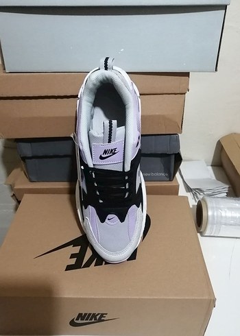 Nike Nike Bağcıklı Spor Ayakkabı