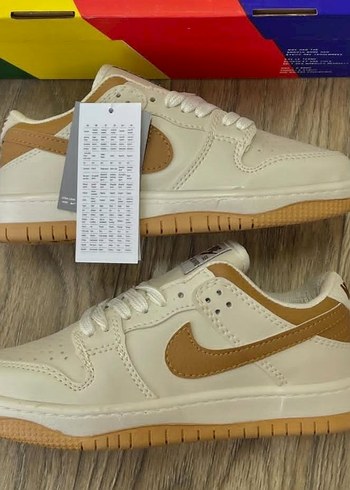 Nike Kadın Spor Ayakkabı