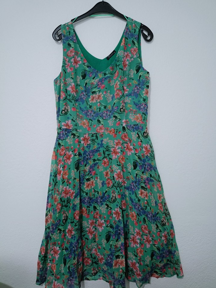 Çiçek Desenli V Yaka Midi Elbise - Görsel 5