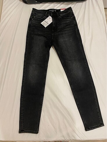 stradivarius 40 beden skinny super high waist kot
