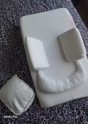 Sevi Bebe Beyaz Bebek Reflü  Yatağı - Görsel 4