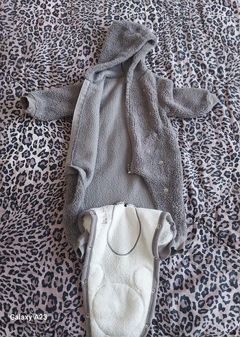 Gri Peluş Ayıcık Detaylı Bebek Tulumu - Görsel 2