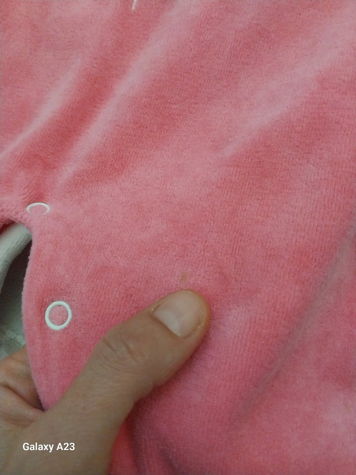 kadife Bebek Tulumu ve Şapka - Görsel 4