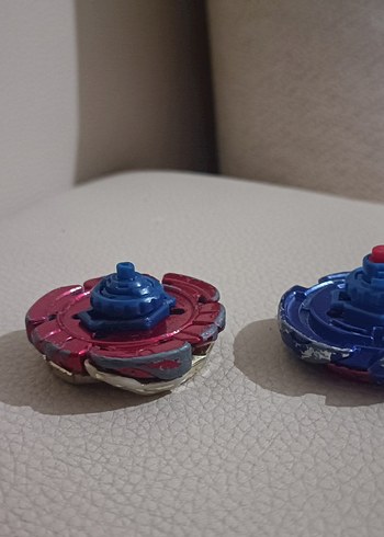 Beden Beyblade Hasbro Vortex Seti Lightning Drago ve Red storm Pegasus