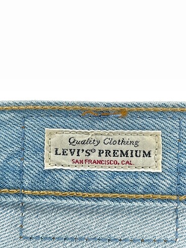 29 Beden mavi Renk Levis Jean / Kot Şort %70 İndirimli.