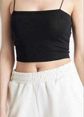 Siyah ince askılı crop 