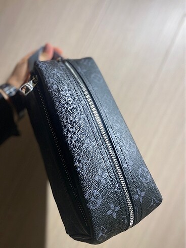 Louis Vuitton el çantası