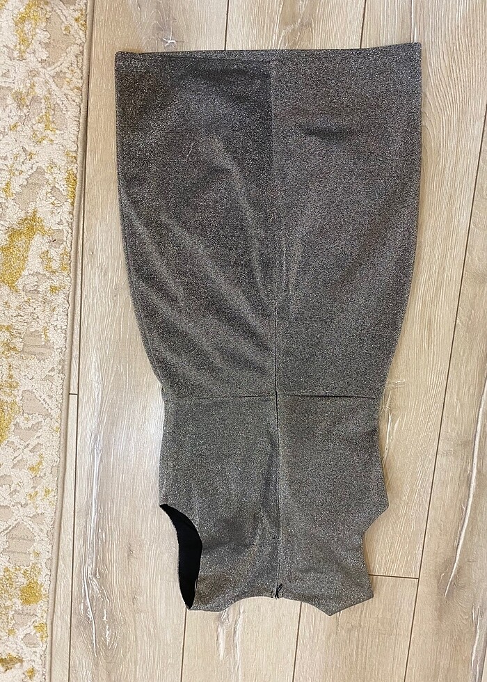 Kısa gece elbisesi - Görsel 2