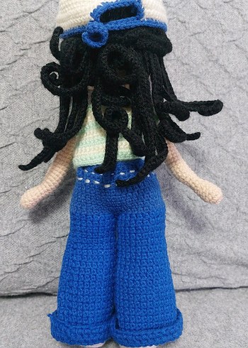 Mavi pantolonlu örgü oyuncak bebek seti - Görsel 5