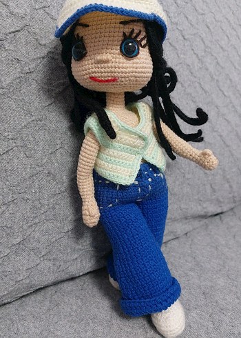 Mavi pantolonlu örgü oyuncak bebek seti - Görsel 3