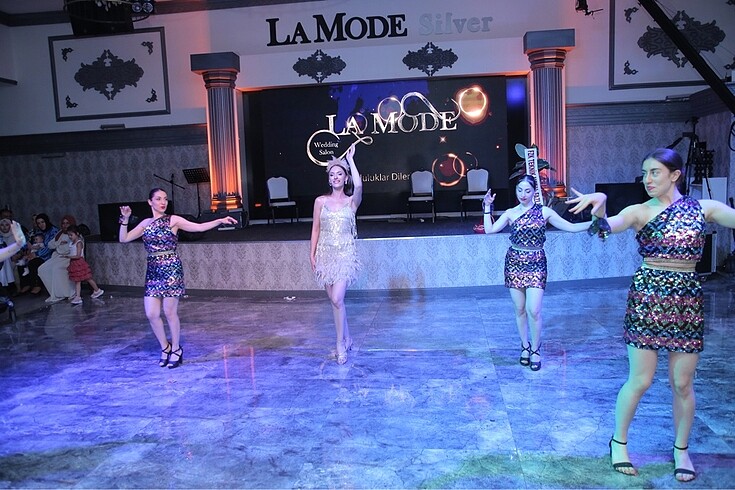 After elbisesi, gece elbisesi