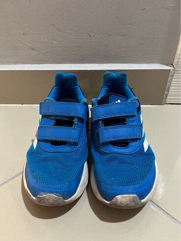 Adidas spor ayakkabı