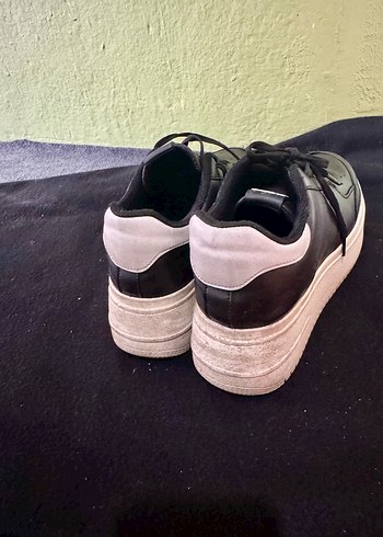 Siyah Yılan Desenli Stiletto Topuklu Spor Ayakkabı - Görsel 2