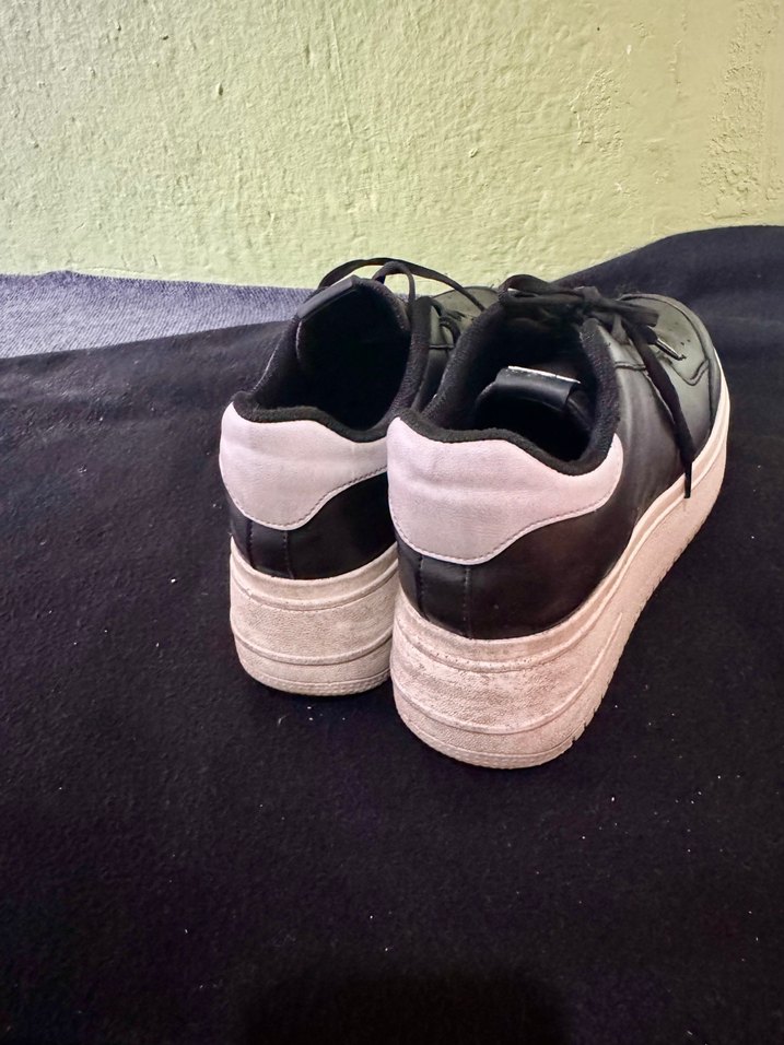 Siyah Yılan Desenli Stiletto Topuklu Spor Ayakkabı - Görsel 2