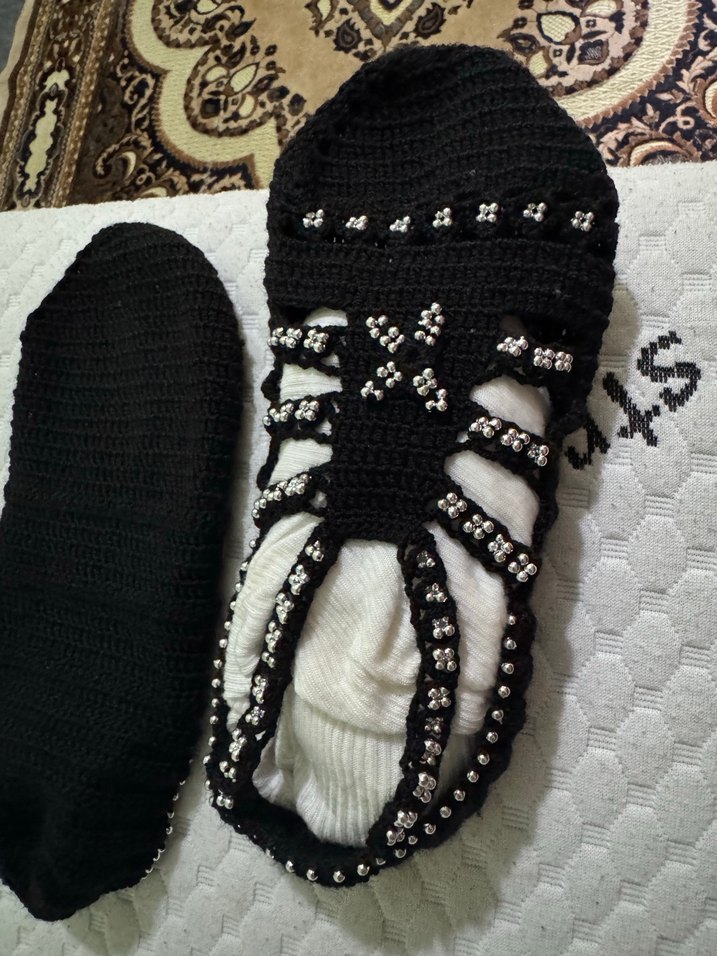 Nakışlı Siyah Örgü Kadın Terlik - Görsel 3