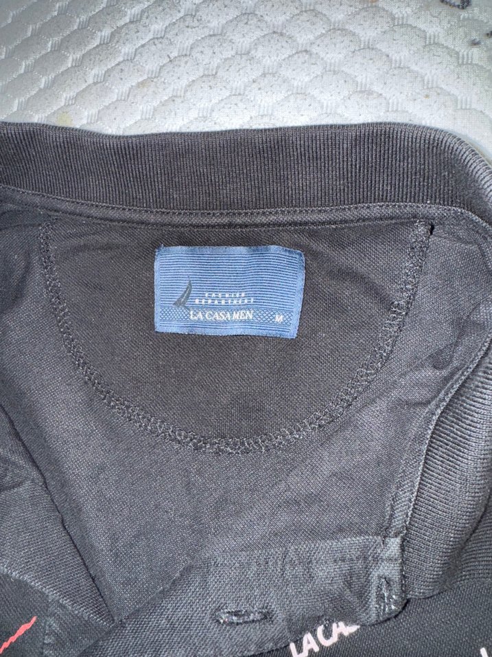 Düğmeli Siyah Baskılı Kısa Kollu Polo Tişört - Görsel 2